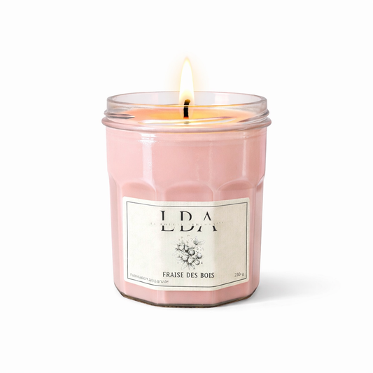 Bougie artisanale Fraise des bois – Cire végétale – Collection Gourmande